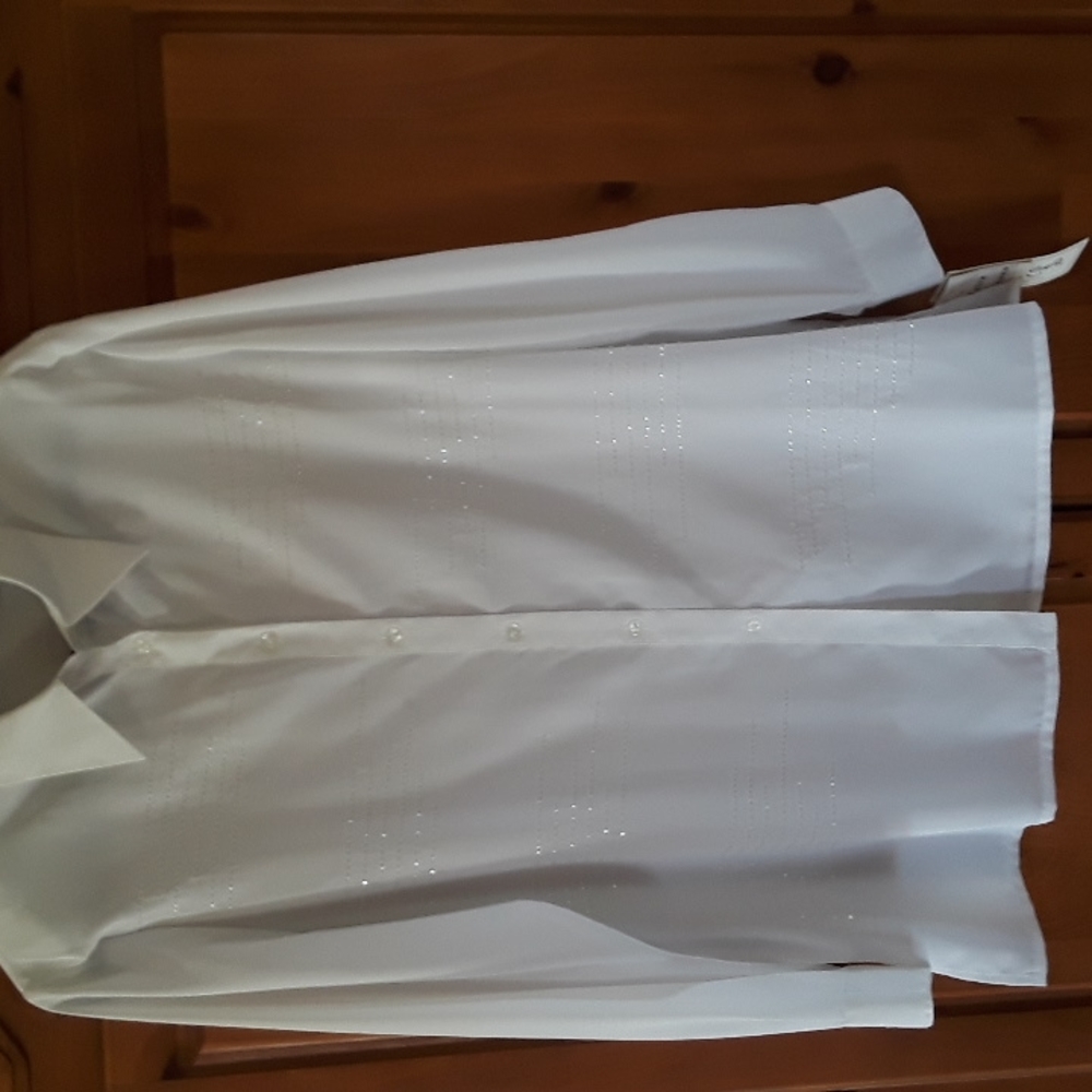 Claudia Richards NWT White blouse with glitter embellishments size 16